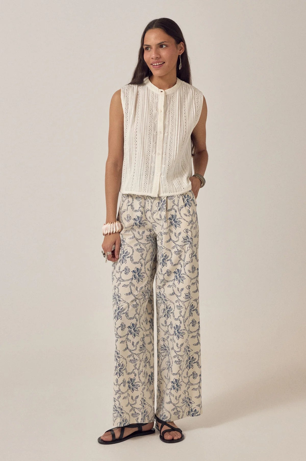 MAISON HOTEL Top