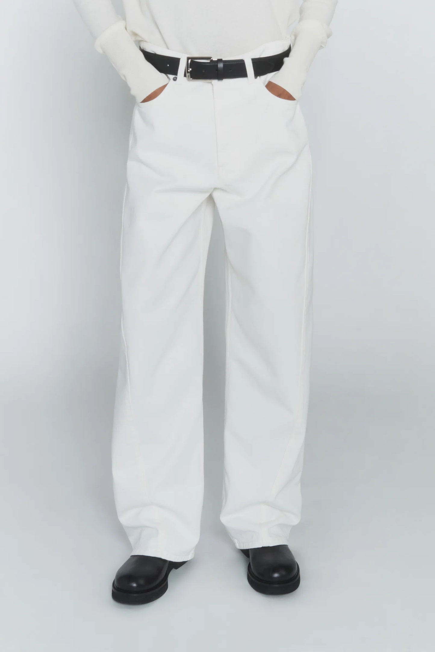 CIRCUS HOTEL Jeans