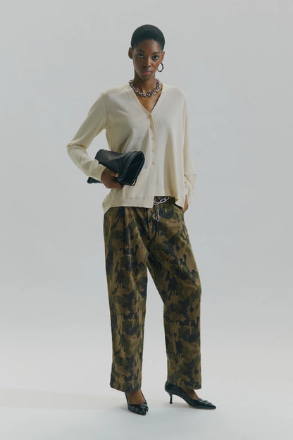 CIRCUS HOTEL Camo pant